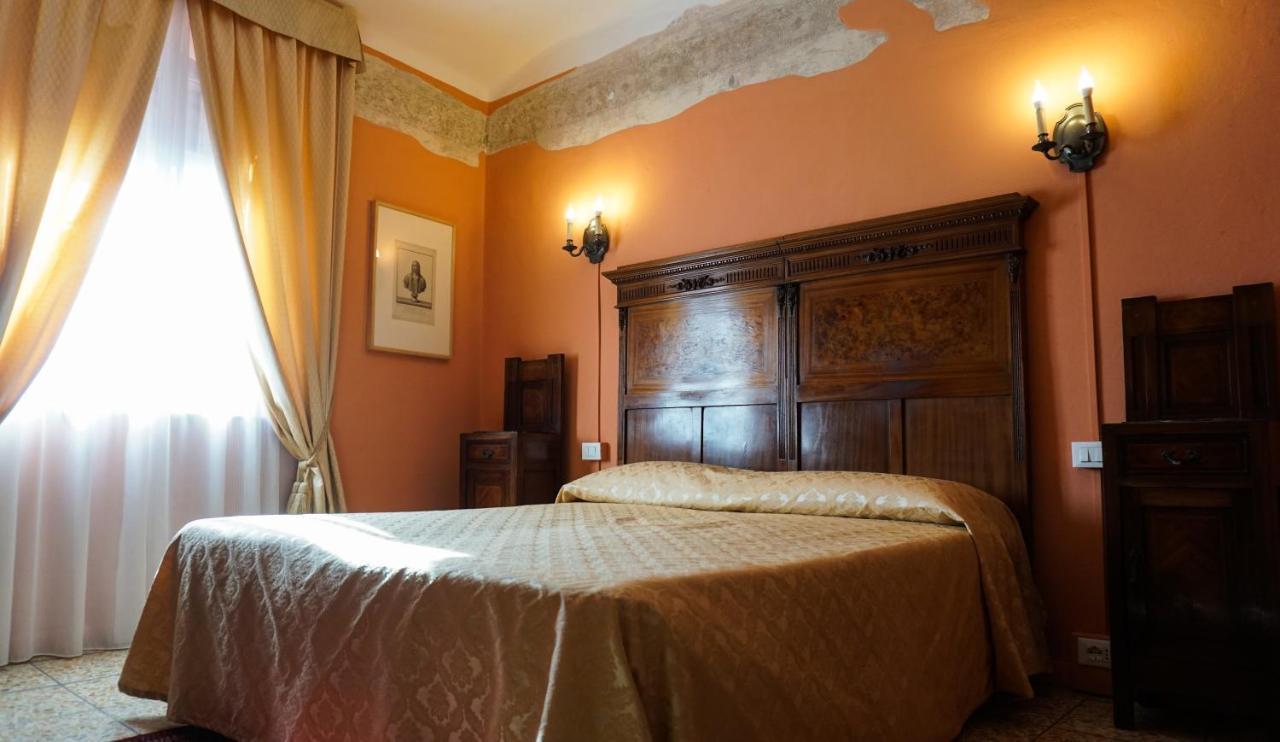 Hôtel Antica Dimora Della Racchetta à Ferrare Extérieur photo